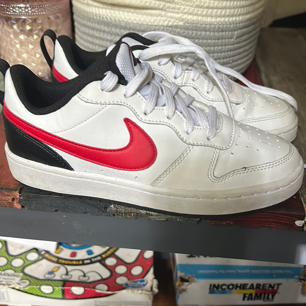 Kids Nike Court Borough Low 2 GS Youth Shoes size 5Y. Like new. No box.